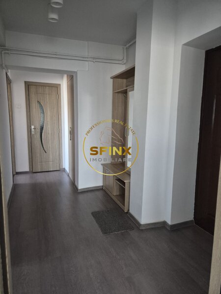 Basarabia, Diham, 3 camere bloc 82, renovat, centrala gaz, gata de mutat.